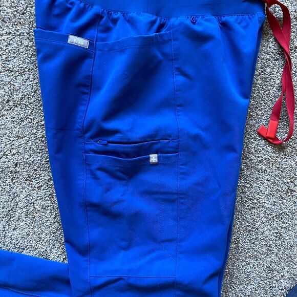 Figs Scrubs Women XS Set Top and Cargo Pants Blue Medical - Picture 15 of 15